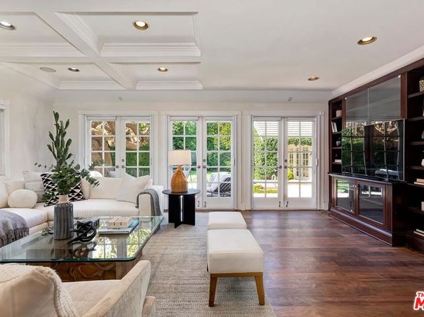 547 Loring Avenue, Los Angeles CA 90024