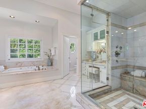 547 Loring Avenue, Los Angeles CA 90024