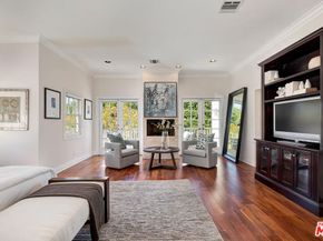 547 Loring Avenue, Los Angeles CA 90024