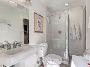 547 Loring Avenue, Los Angeles CA 90024