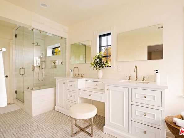 4818 Bonvue Avenue, Los Angeles CA 90027