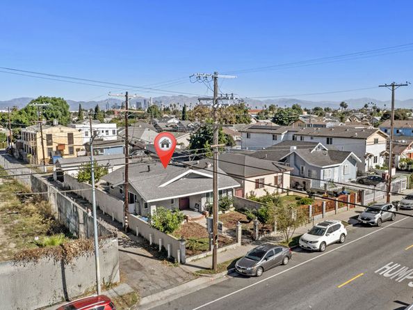 945 W 54th Street, Los Angeles CA 90037