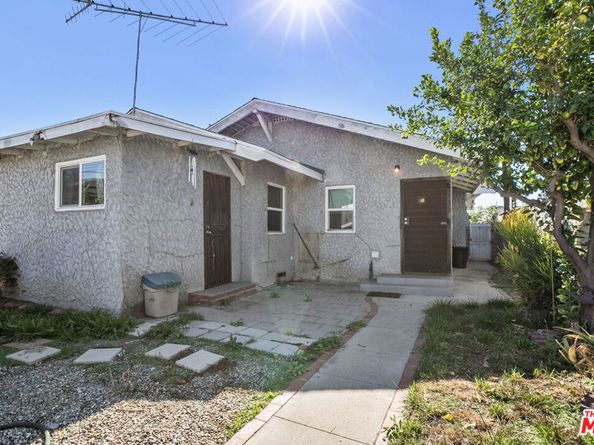 945 W 54th Street, Los Angeles CA 90037