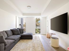 9000 W 3rd Street 208, Los Angeles CA 90048