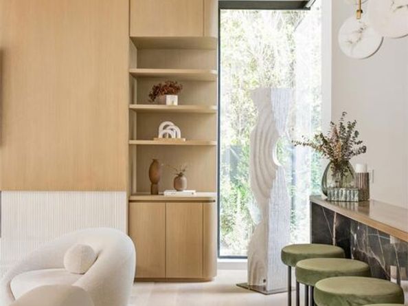 740 Warner Avenue, Los Angeles CA 90024