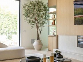 740 Warner Avenue, Los Angeles CA 90024