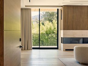 740 Warner Avenue, Los Angeles CA 90024