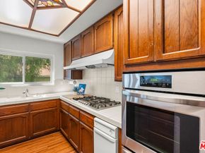 10654 Eastborne Avenue 102, Los Angeles CA 90024