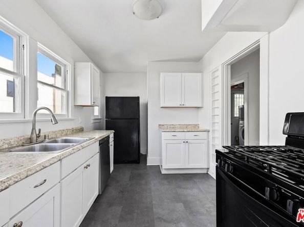 718 N Hoover Street, Los Angeles CA 90029