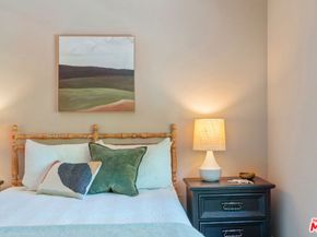 4303 Park Paloma, Calabasas CA 91302