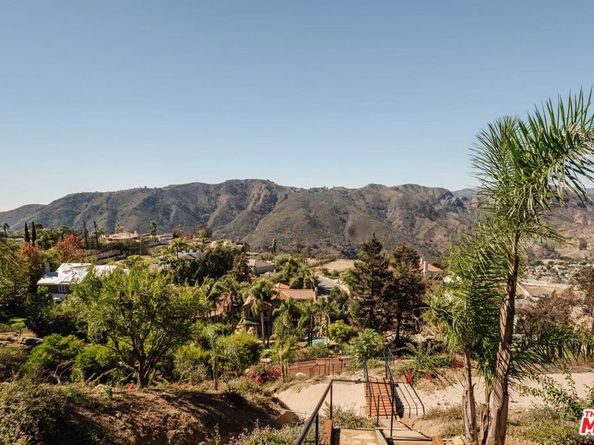 16799 Monte Hermoso Drive, Pacific Palisades CA 90272