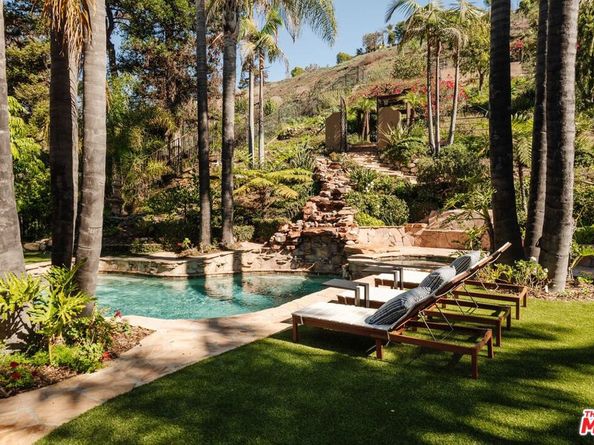 16799 Monte Hermoso Drive, Pacific Palisades CA 90272