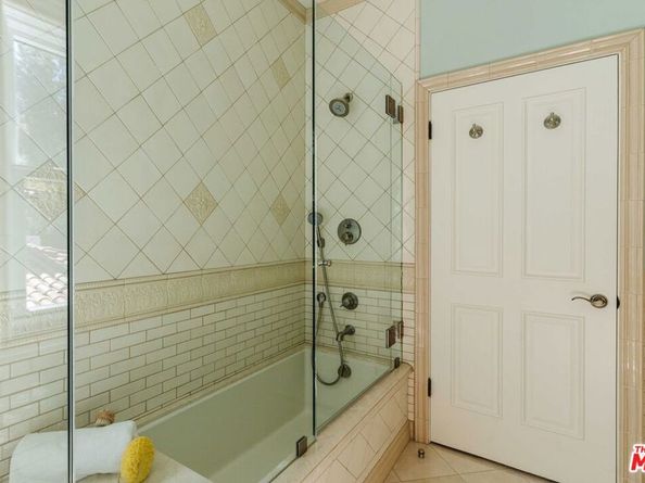 16799 Monte Hermoso Drive, Pacific Palisades CA 90272