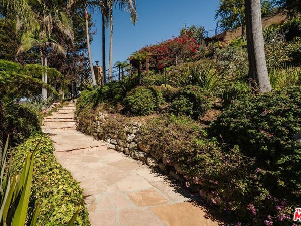 16799 Monte Hermoso Drive, Pacific Palisades CA 90272
