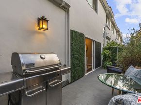 830 17th Street 2, Santa Monica CA 90403