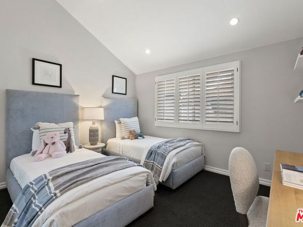 830 17th Street 2, Santa Monica CA 90403