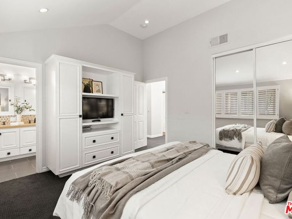 830 17th Street 2, Santa Monica CA 90403