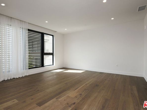 411 S Hamel Road 308, Los Angeles CA 90048