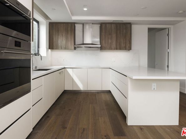 411 S Hamel Road 308, Los Angeles CA 90048