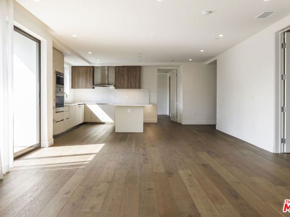 411 S Hamel Road 308, Los Angeles CA 90048