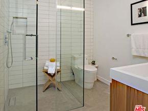 3319 Charleston Way, Los Angeles CA 90068