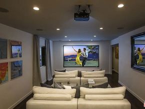 3319 Charleston Way, Los Angeles CA 90068