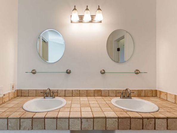 28368 Rey De Copas Lane, Malibu CA 90265