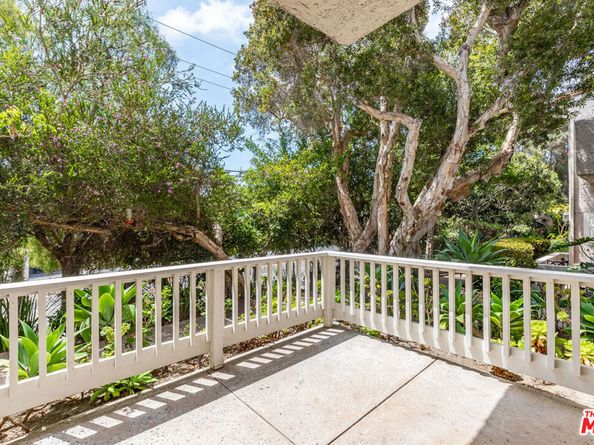 28368 Rey De Copas Lane, Malibu CA 90265