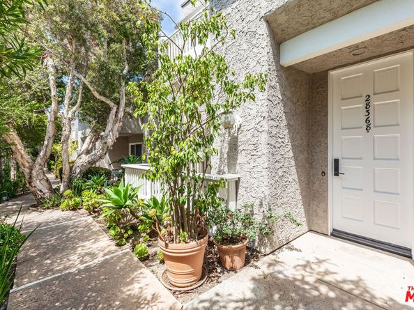 28368 Rey De Copas Lane, Malibu CA 90265