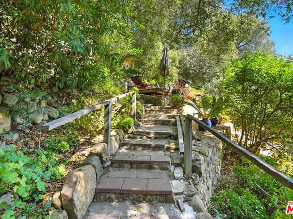 774 Old Topanga Canyon Road, Topanga CA 90290