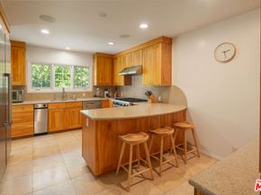 2660 Byron Place, Los Angeles CA 90046