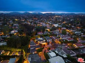 12227 Tweed Lane, Los Angeles CA 90049