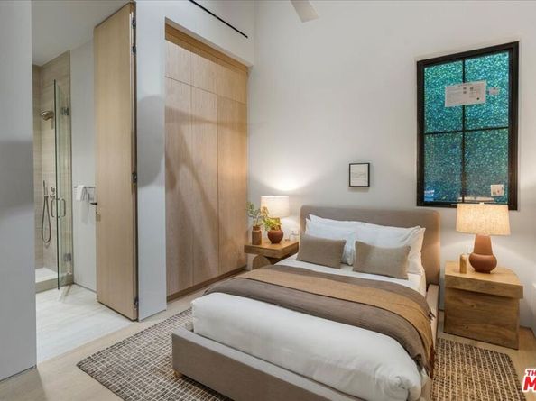 12227 Tweed Lane, Los Angeles CA 90049