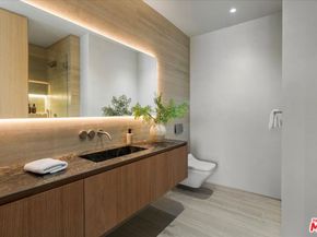 12227 Tweed Lane, Los Angeles CA 90049