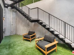 12227 Tweed Lane, Los Angeles CA 90049