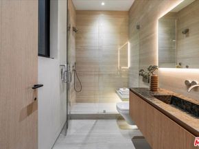 12227 Tweed Lane, Los Angeles CA 90049