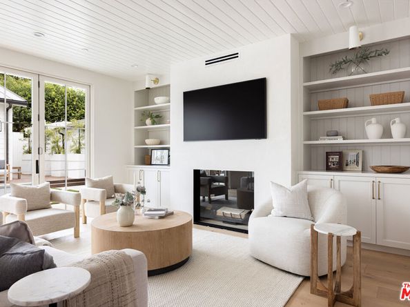 8363 Stewart Avenue, Los Angeles CA 90045