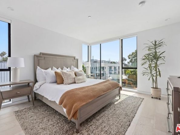1243 N Gower Street, Hollywood CA 90038