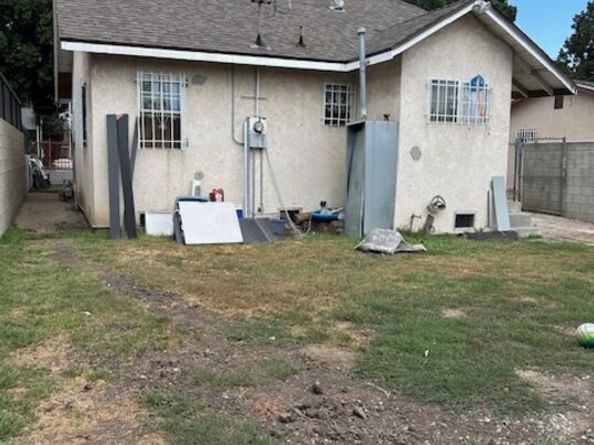 Undisclosed Address #25588367, Los Angeles CA 90043