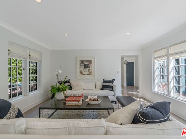 560 S Bronson Avenue, Los Angeles CA 90020