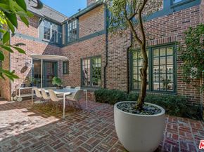560 S Bronson Avenue, Los Angeles CA 90020