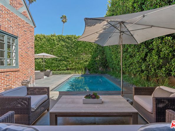 560 S Bronson Avenue, Los Angeles CA 90020