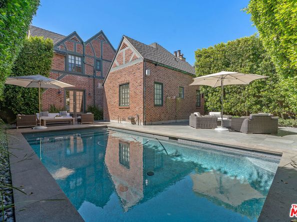 560 S Bronson Avenue, Los Angeles CA 90020