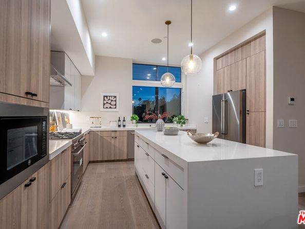 4427 Studio Place, Studio City CA 91602