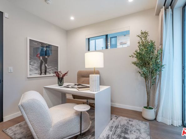 4427 Studio Place, Studio City CA 91602