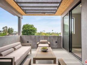 4427 Studio Place, Studio City CA 91602
