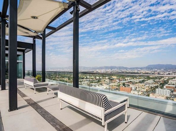 3810 Wilshire Boulevard 1706, Los Angeles CA 90010