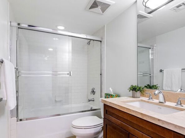 7249 Franklin Avenue 203, Los Angeles CA 90046