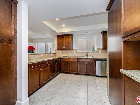 7249 Franklin Avenue 203, Los Angeles CA 90046