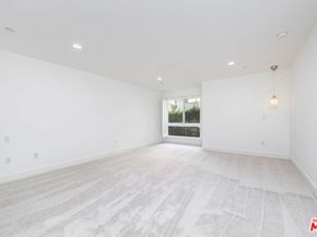 7249 Franklin Avenue 203, Los Angeles CA 90046